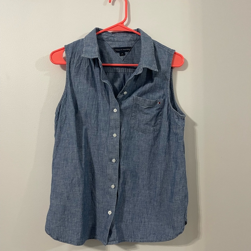 Tommy Hilfiger Sleeveless Button Down Shirt M